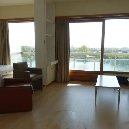 Appartement In Laguna Beach, Knokke-Heist